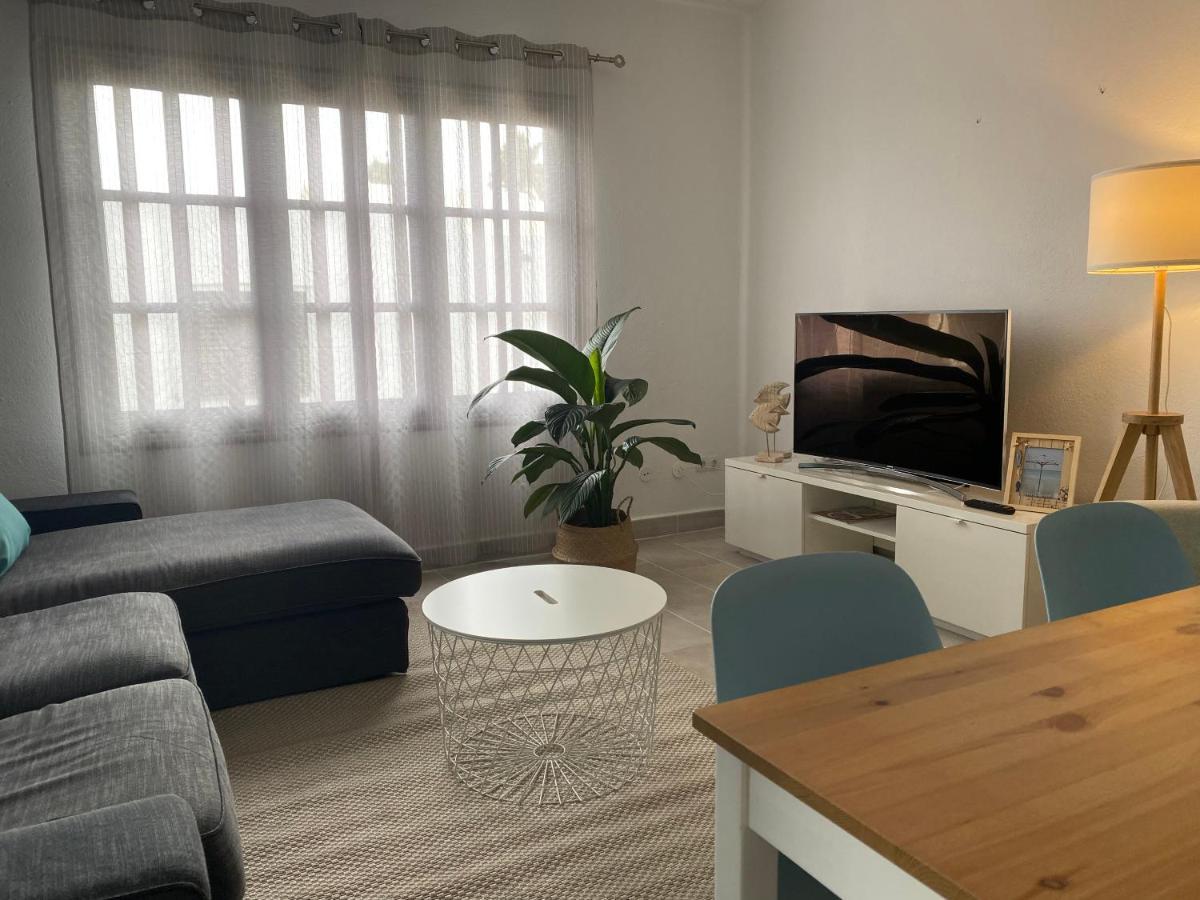 Lc Bastian Marina Bungalow Costa Teguise Bagian luar foto