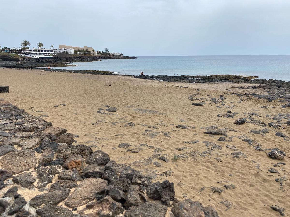 Lc Bastian Marina Bungalow Costa Teguise Bagian luar foto
