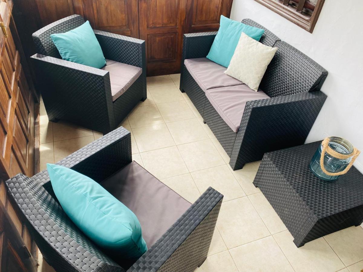 Lc Bastian Marina Bungalow Costa Teguise Bagian luar foto